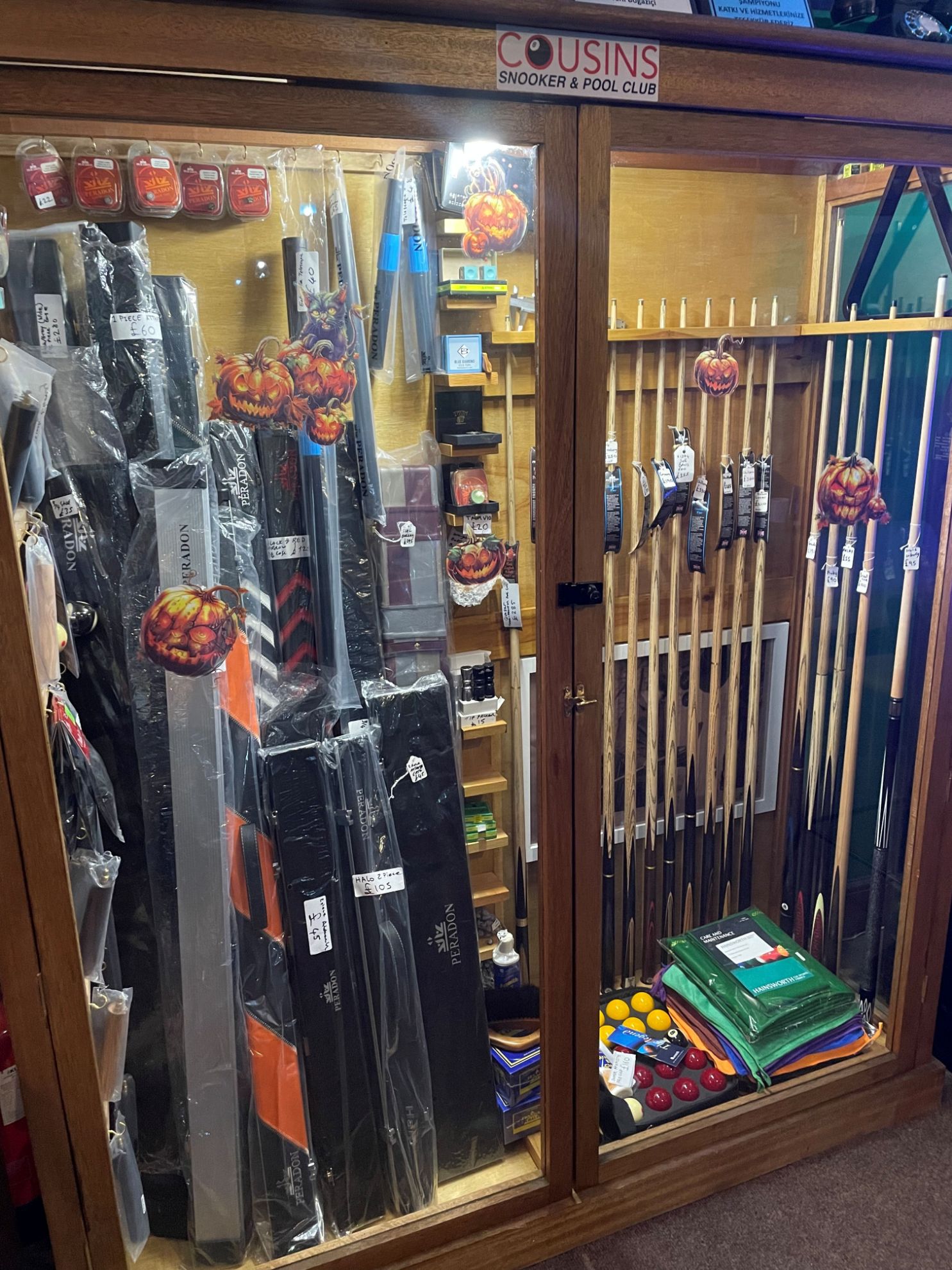 Picture for manufacturer Cousins Snooker & Pool Club Edmonton